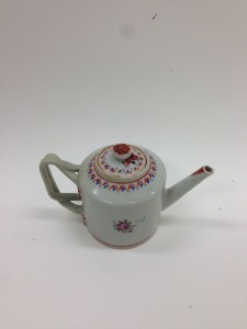 Top side view of the teapot. 